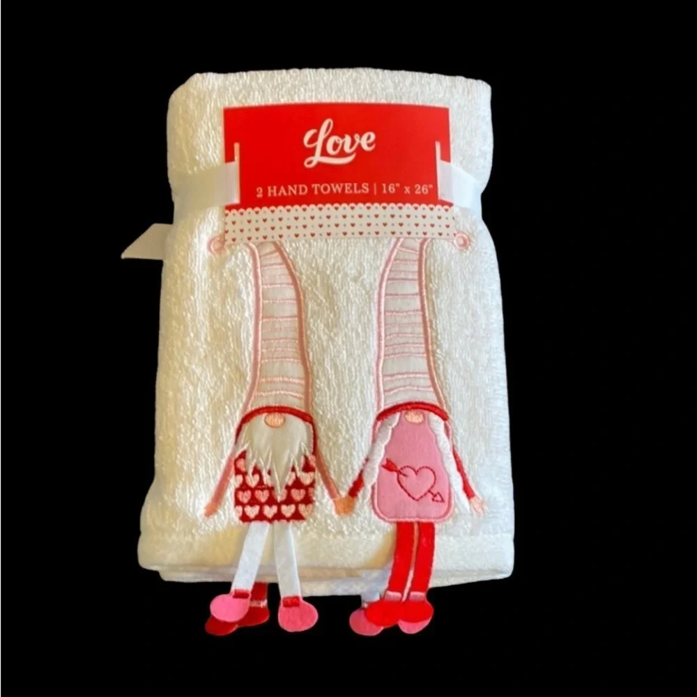 Love set of 2 hand towels. Size 16” x 26”. Gnomes.
